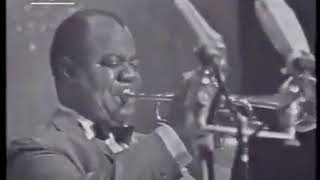 Louis Armstrong  Hello Dolly  LIVE in Berlin 1965 [upl. by Rena]