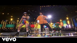 Bruno Mars  Finesse LIVE from the 60th GRAMMYs ® ft Cardi B [upl. by Jecoa186]